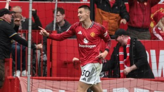英超-重返欧冠！拉门斯送礼梅努制胜 曼联3-2“双杀”利物浦