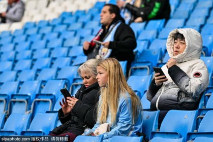 哈兰德94分钟绝杀！1.2亿身价背后藏着多少凌晨4点的训练录像？