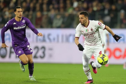 意甲焦点战：国际米兰主场碾压佛罗伦萨，蓝黑军团剑指三分！