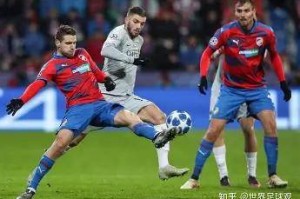 高加索铁壁阻颓势！欧冠收官战，卡拉巴赫能否让阿贾克斯六连败？