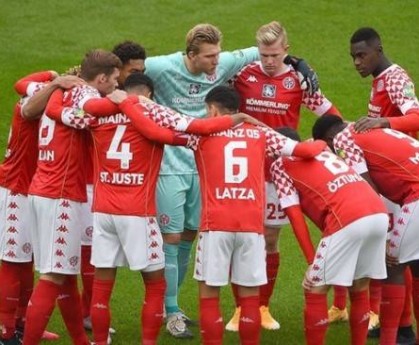 德甲：弗赖堡VS美因茨 赛前全方位分析及比分预测