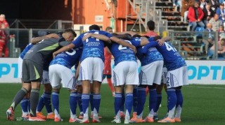 11场不败！科莫的蓝色风暴席卷意甲，21岁新星领衔进攻榜单